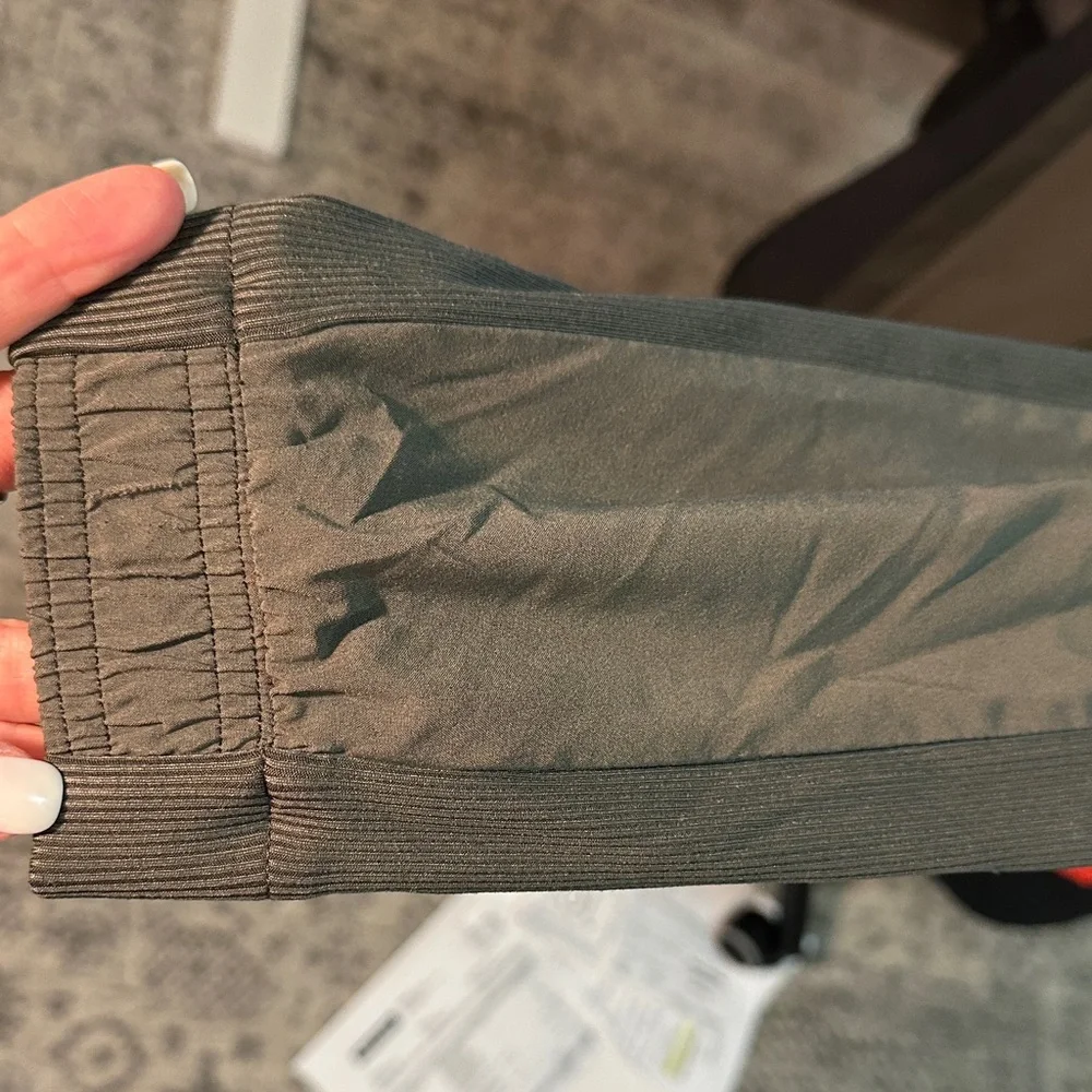 Athleta Brooklyn Jogger - Picture 2 of 11